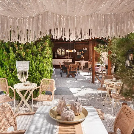 Aparthotel Sunrock - Menexes Naxos City