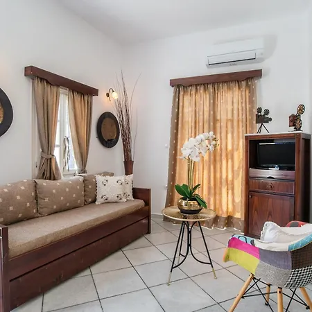 Sunrock - Menexes Aparthotel 3*