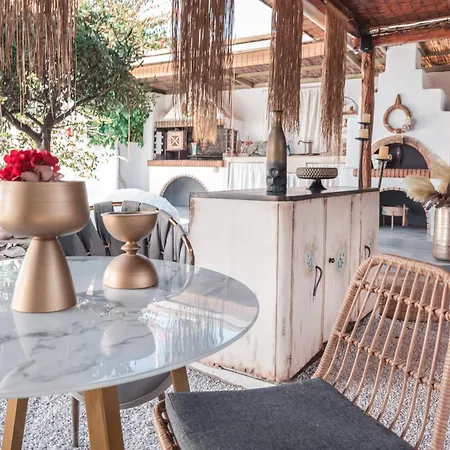 Aparthotel Sunrock - Menexes