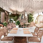 Sunrock - Menexes Aparthotel 3*