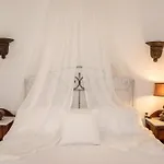 Sunrock - Menexes Naxos City