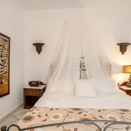 Appart hôtel Sunrock - Menexes 3*