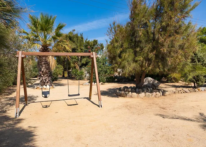 Sunrock - Menexes מלון דירות Naxos City